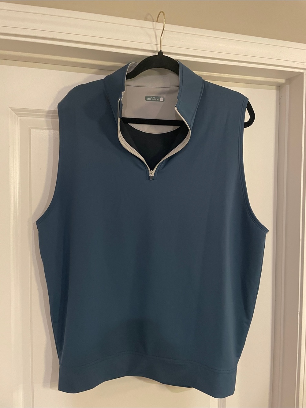 GenTeal Sleeveless Quarter-Zip Vest in Slate Blue with Cream Trim